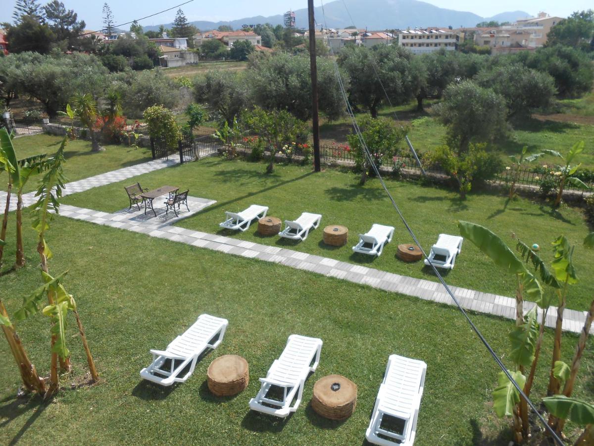Studio Garden View