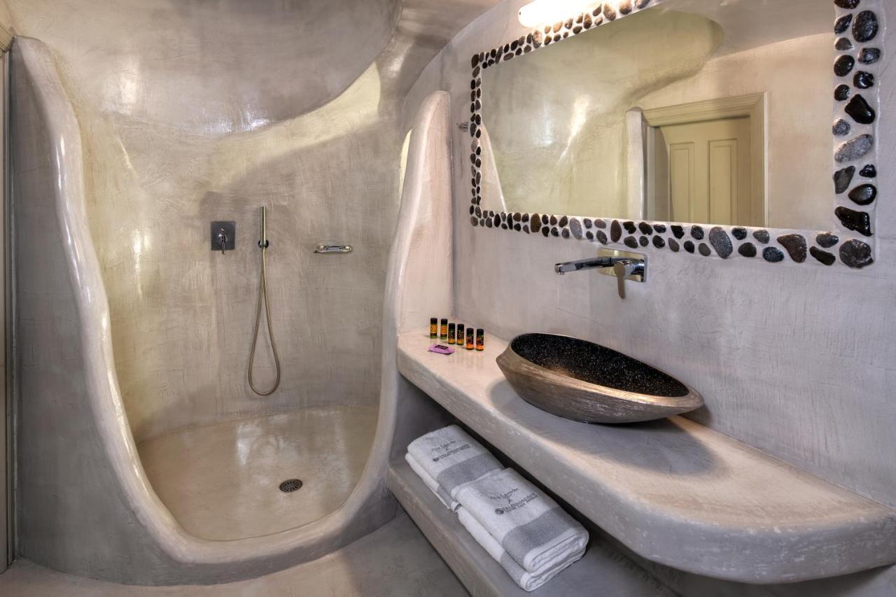 Mystic Suite with outdoor hot tub,1005108478:JPEG