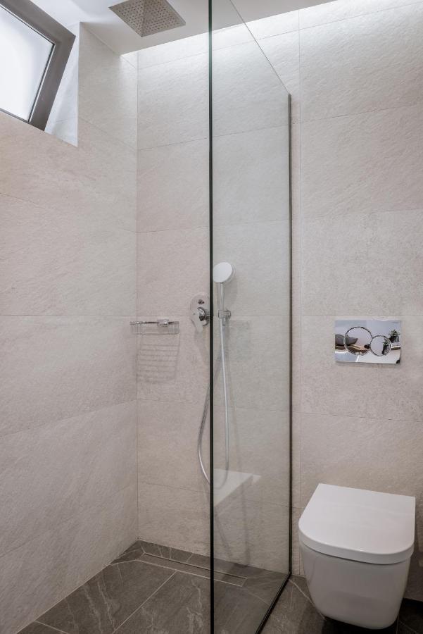Deluxe Double or Twin Room Garden View