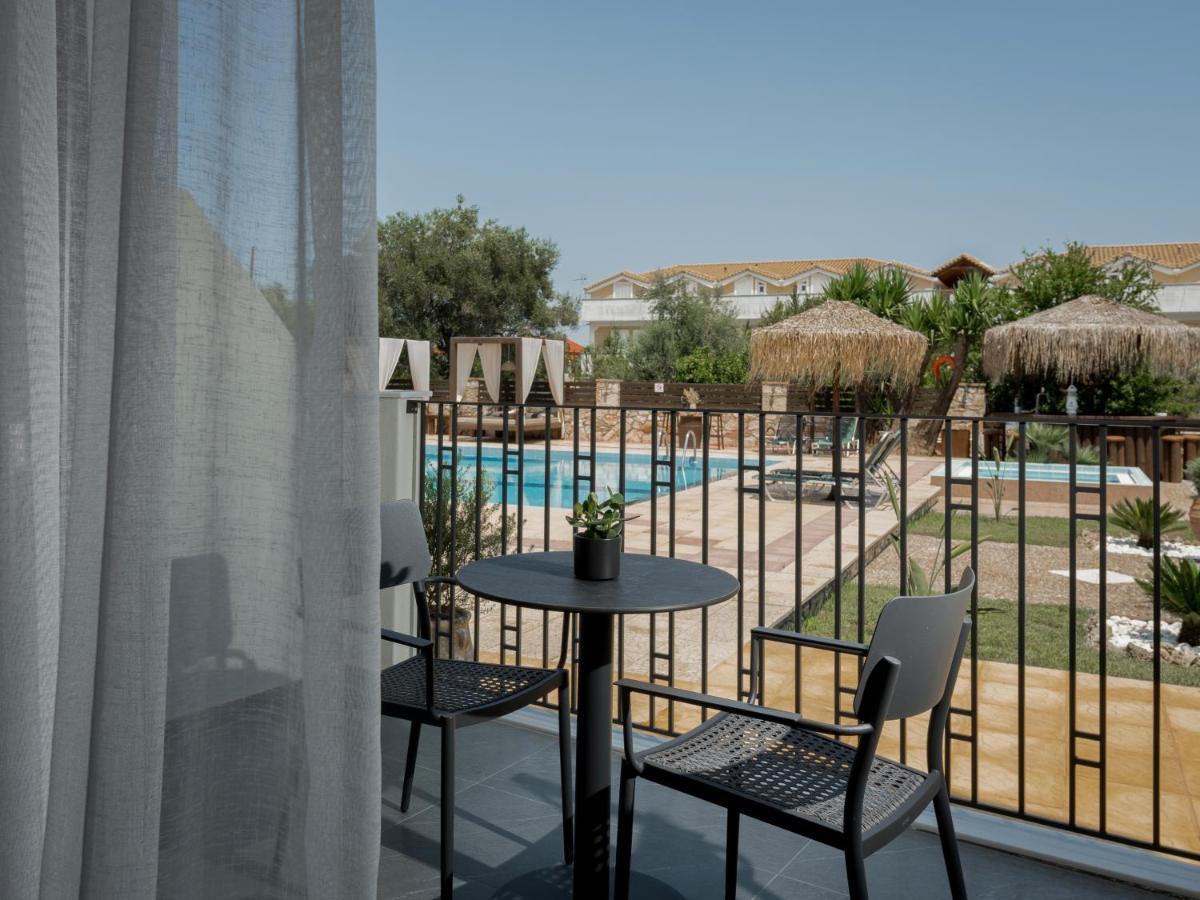 Deluxe Double or Twin Room Garden View