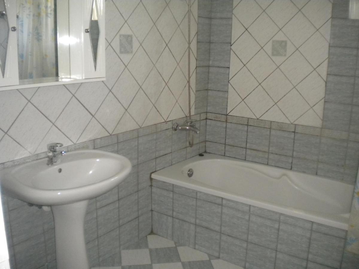 Apartment - Ground Floor,1010224027:JPEG