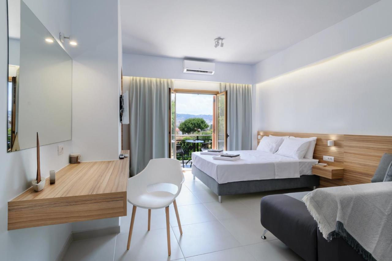 Studio Supérieur avec Balcon - Vue sur Ville
