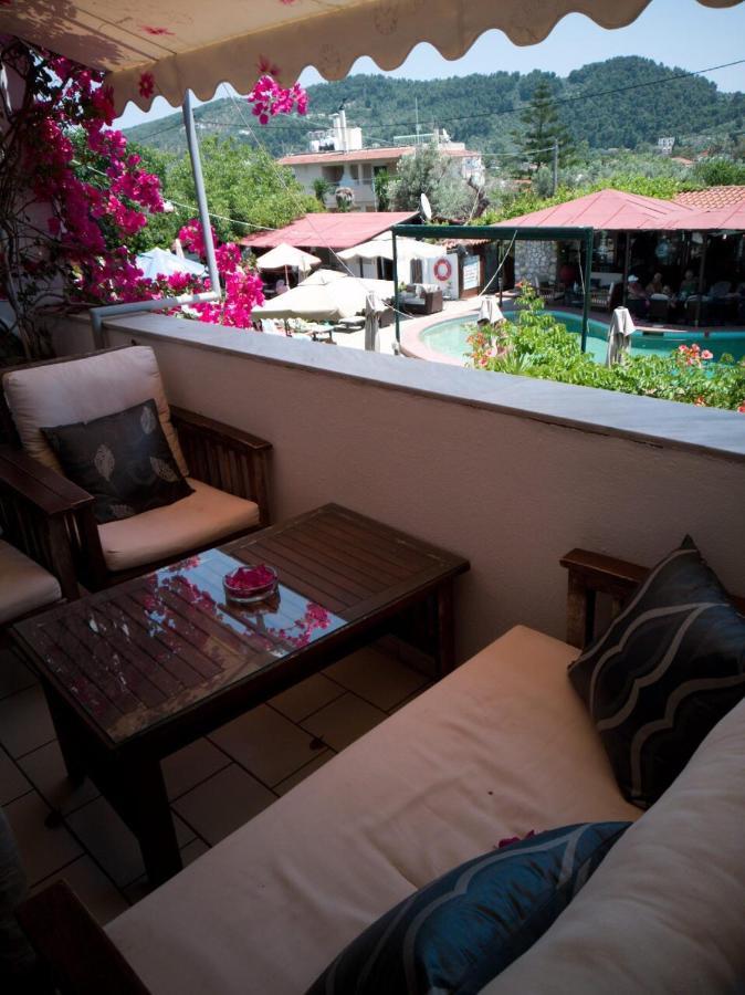 Apartment with Pool View,1033648403:JPEG