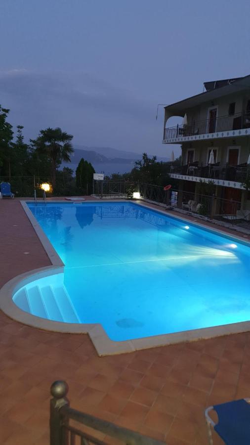 Two-Bedroom Apartment with Sea View,1122824178:JPEG