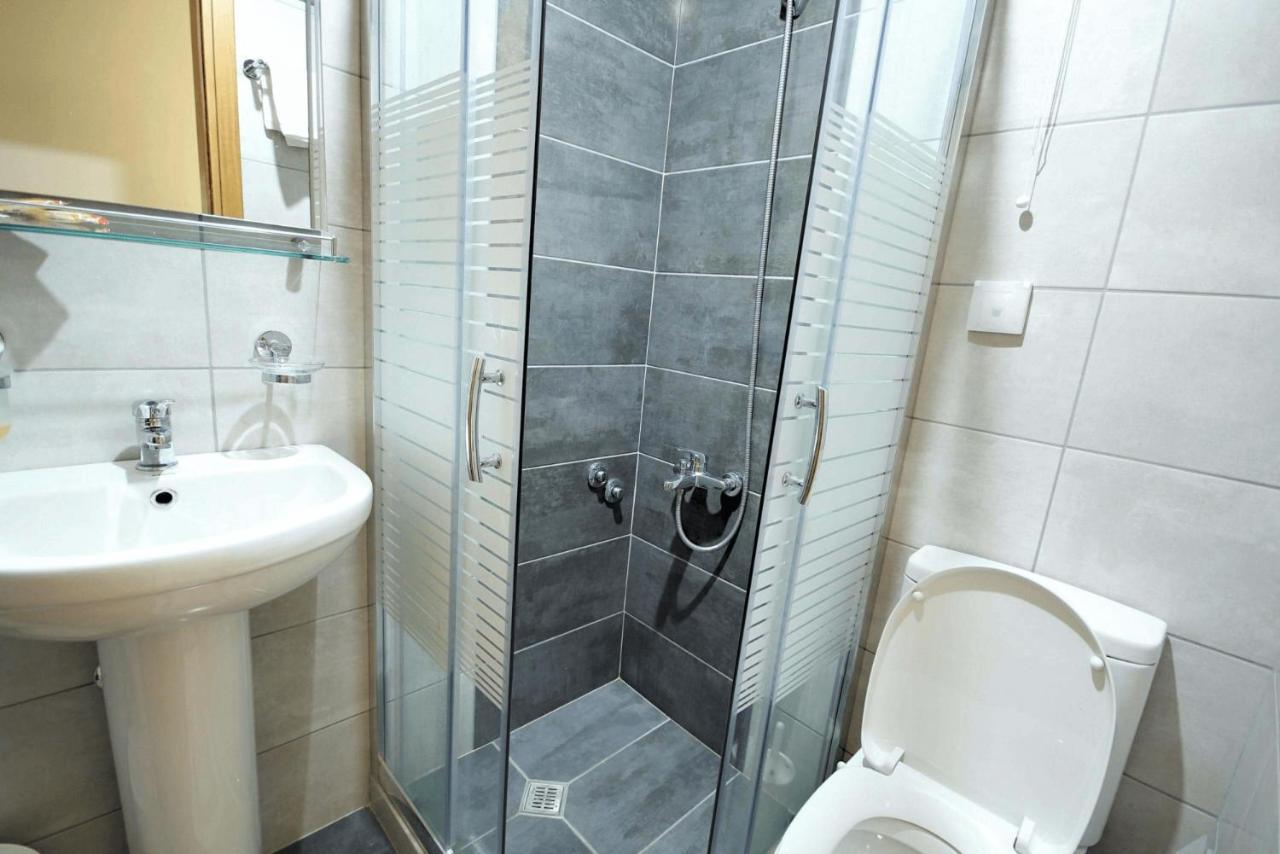 Double Economy Room