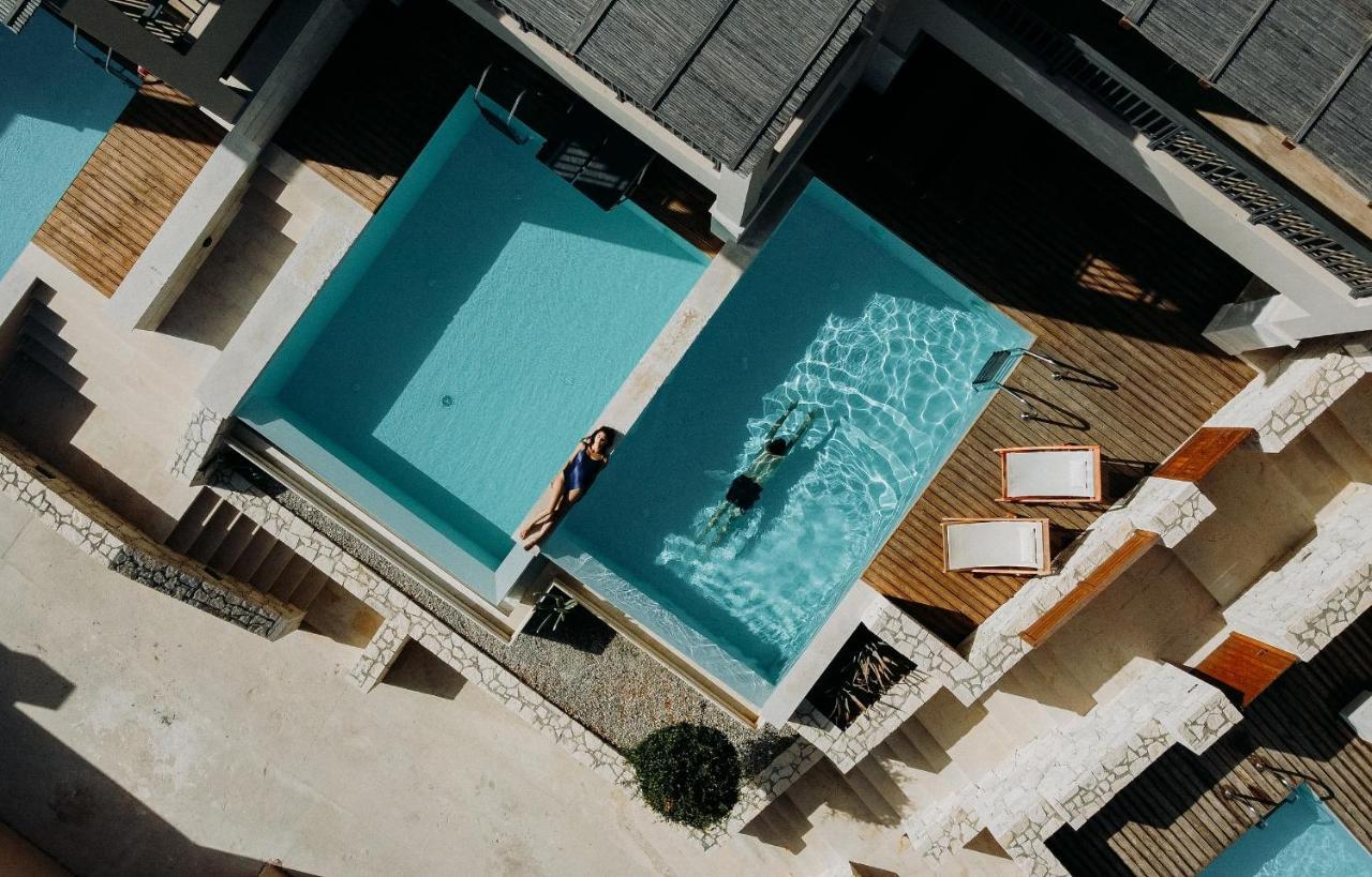 Junior Suite with Sea View - Private Pool (min. Age 14 Years Old),1378800443:JPEG