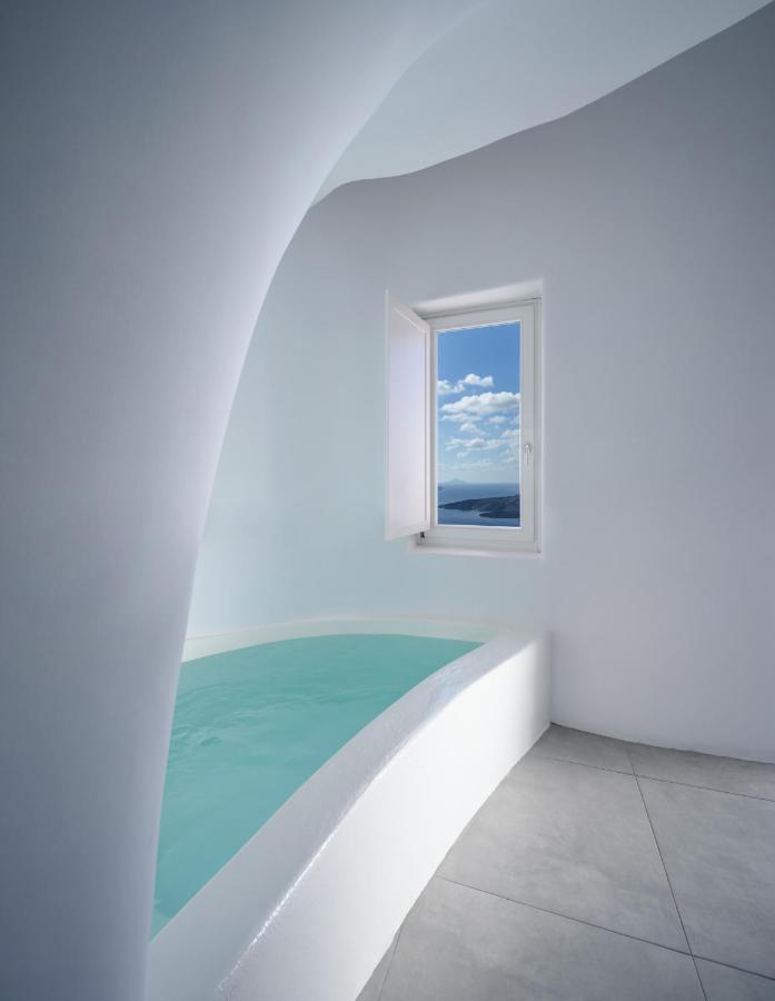 Cave Suite Caldera View Hot Tub