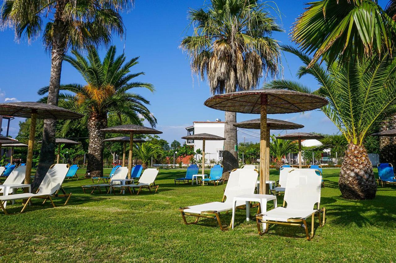 Junior Suite with Pool View,1060161610:JPEG