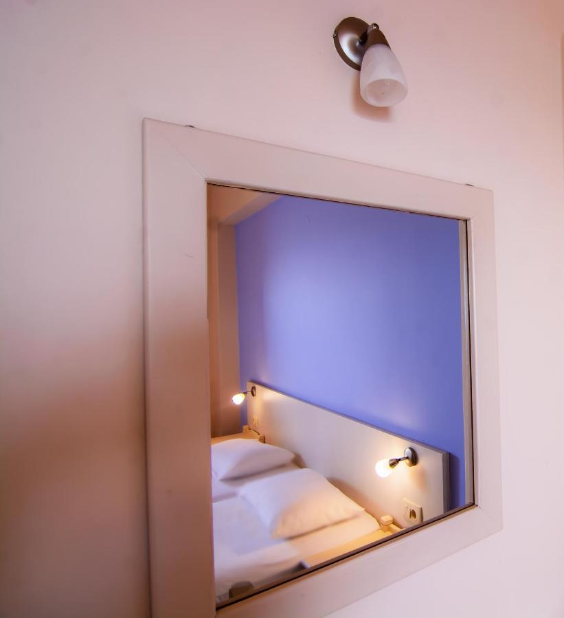 Studio with City-Mountain View(2-3 Adults),1066512475:JPEG