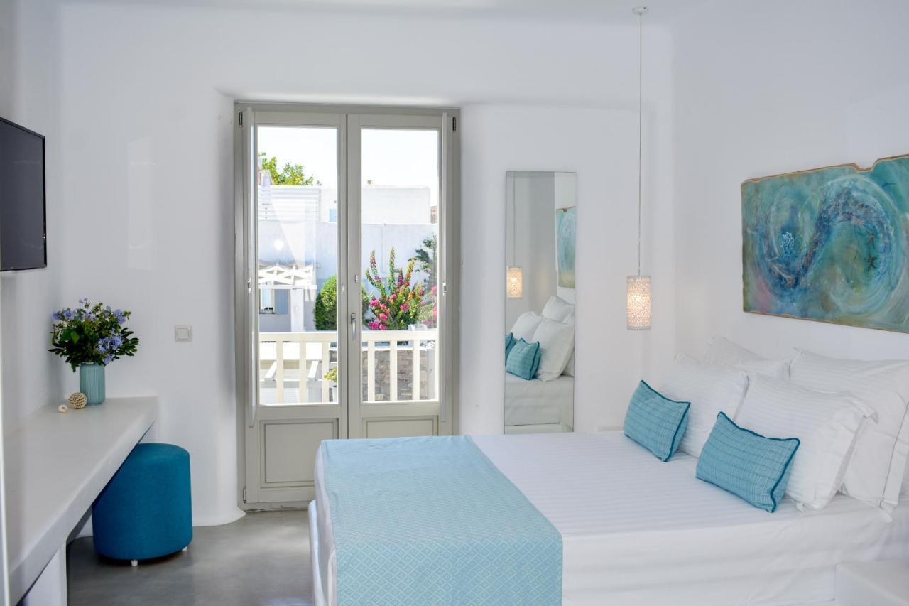 Deluxe Room Pool View Balcony