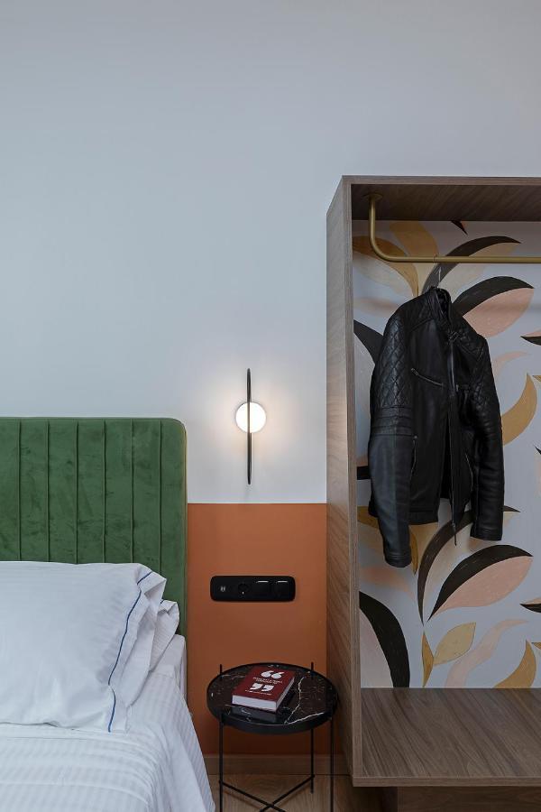 Estudio con sofá cama