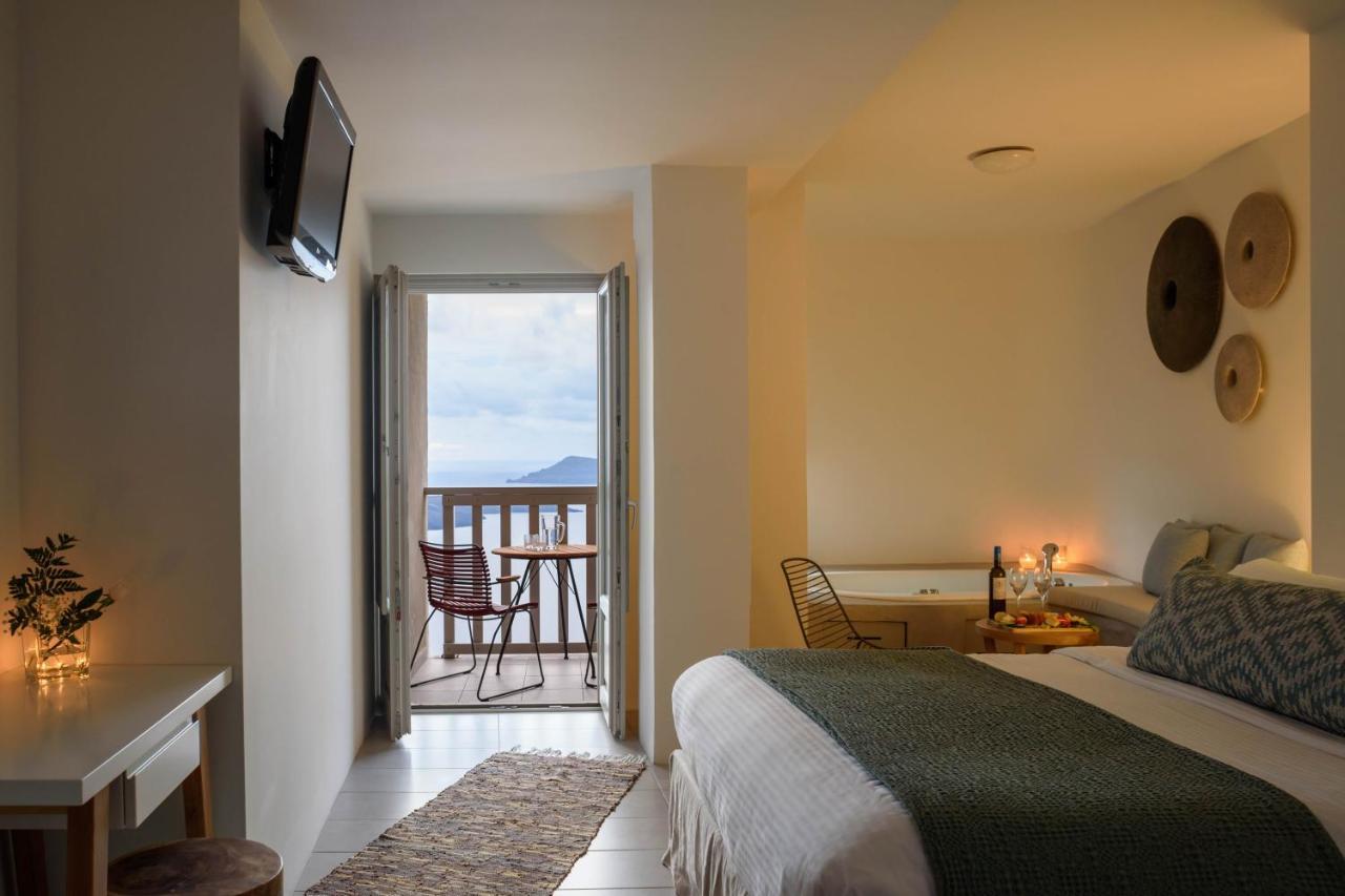 Junior Suite Caldera View