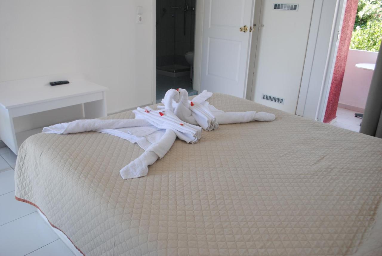 Doppel- oder Zweibettzimmer