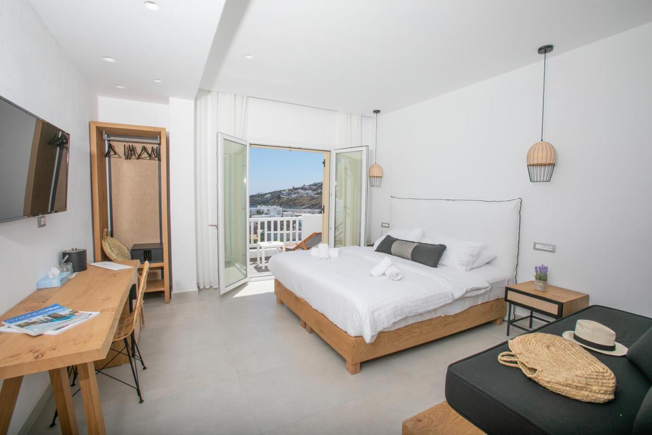 Deluxe Triple Room with Sea View