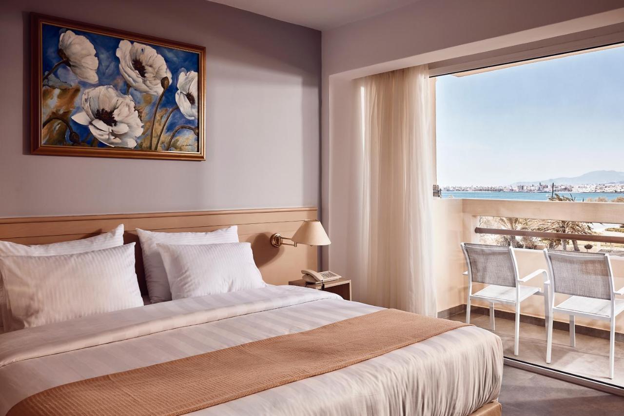 Chambre Double - Vue Latérale sur Mer
