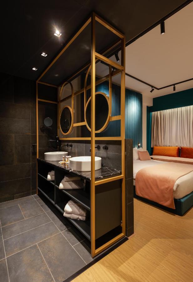 Business Economy Room,1098084438:JPEG