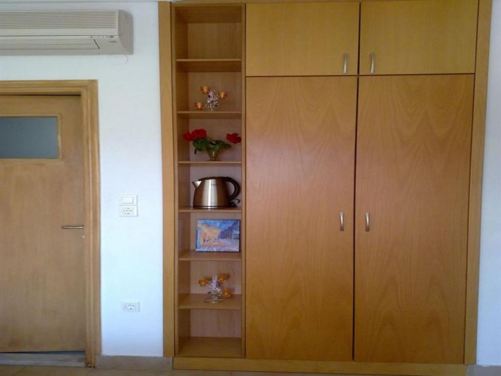 Twin Room with Sea or Partial Sea View,672780468:JPEG
