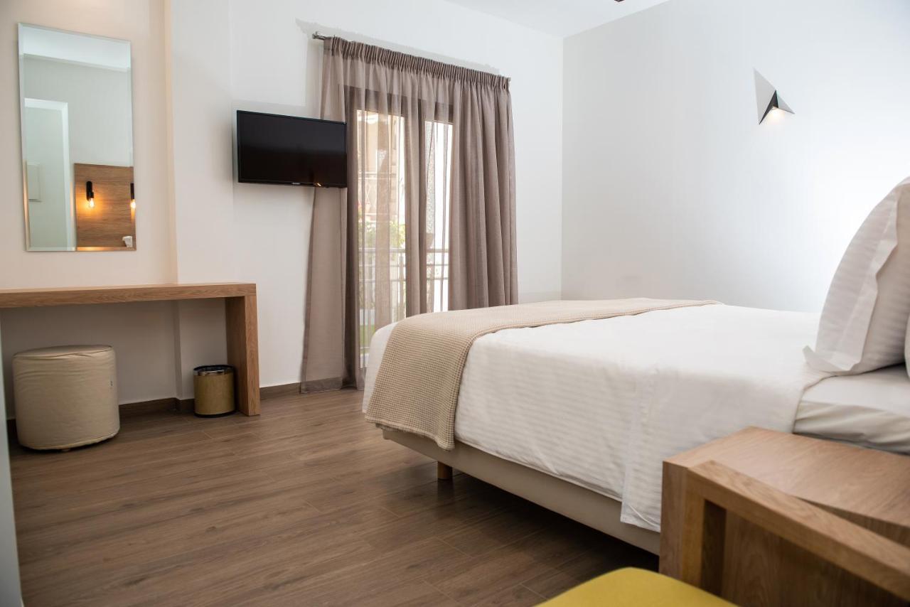 Chambre Triple - Accessible aux Personnes à Mobilité Réduite