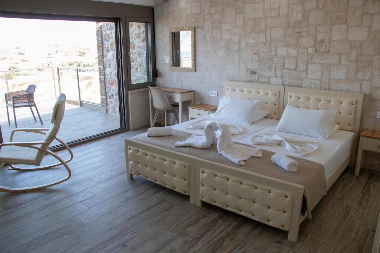 Suite with Terrace,1126182378:JPEG