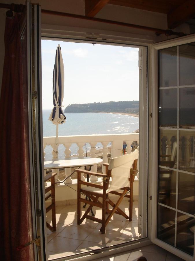 Studio with Sea View,33667756:JPEG
