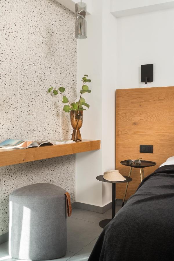 Deluxe Room,1154105952:JPEG