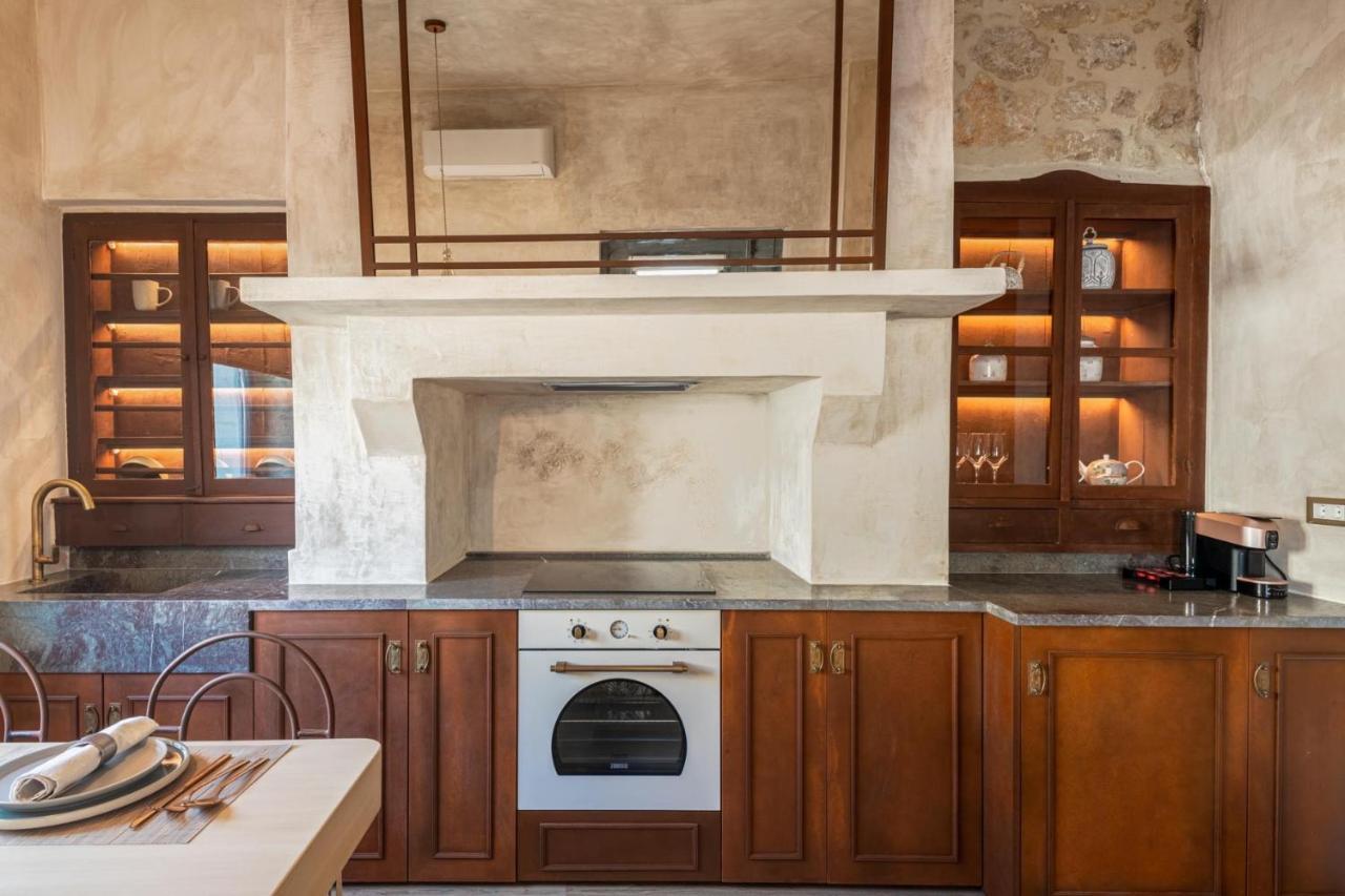 Superior Suite Split Level Ino