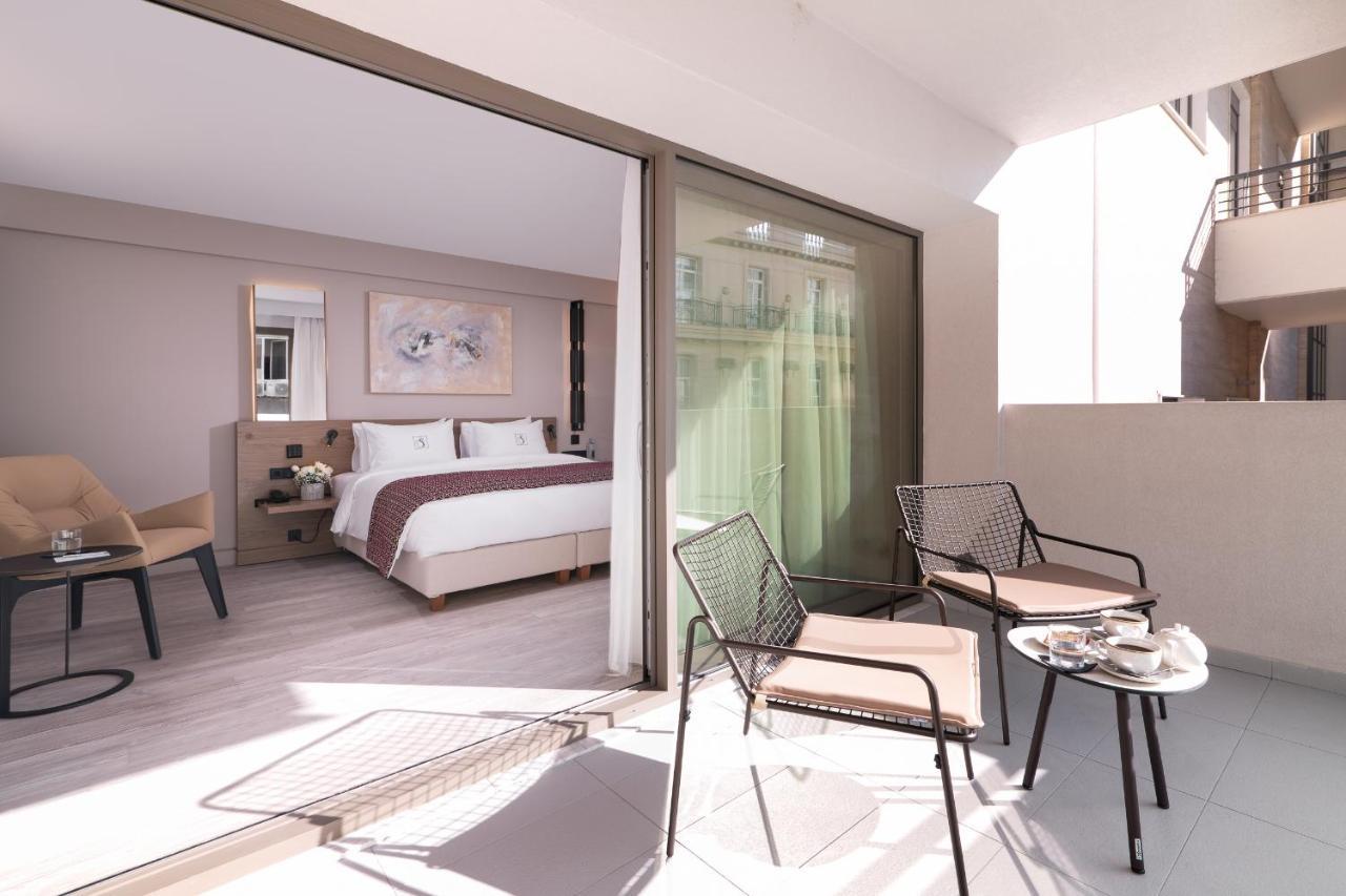 Kamer met Queensize Bed en Balkon