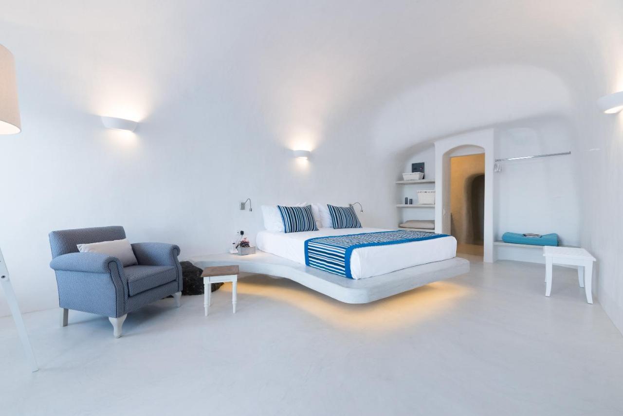 Junior Suite Outdoor Heated Plunge Pool Jets