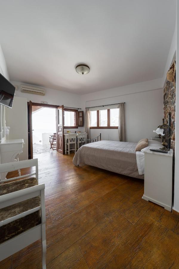 Studio Katerina with Caldera View