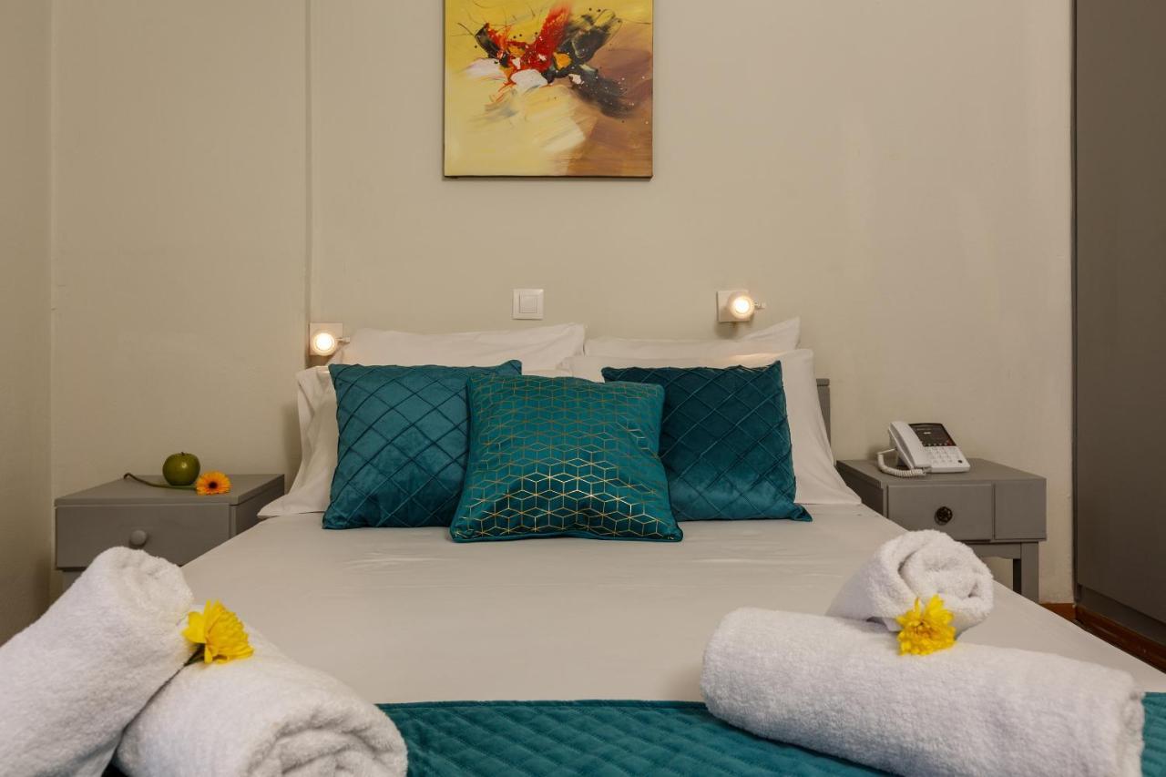 Budget Double or Twin Room,1206228052:JPEG