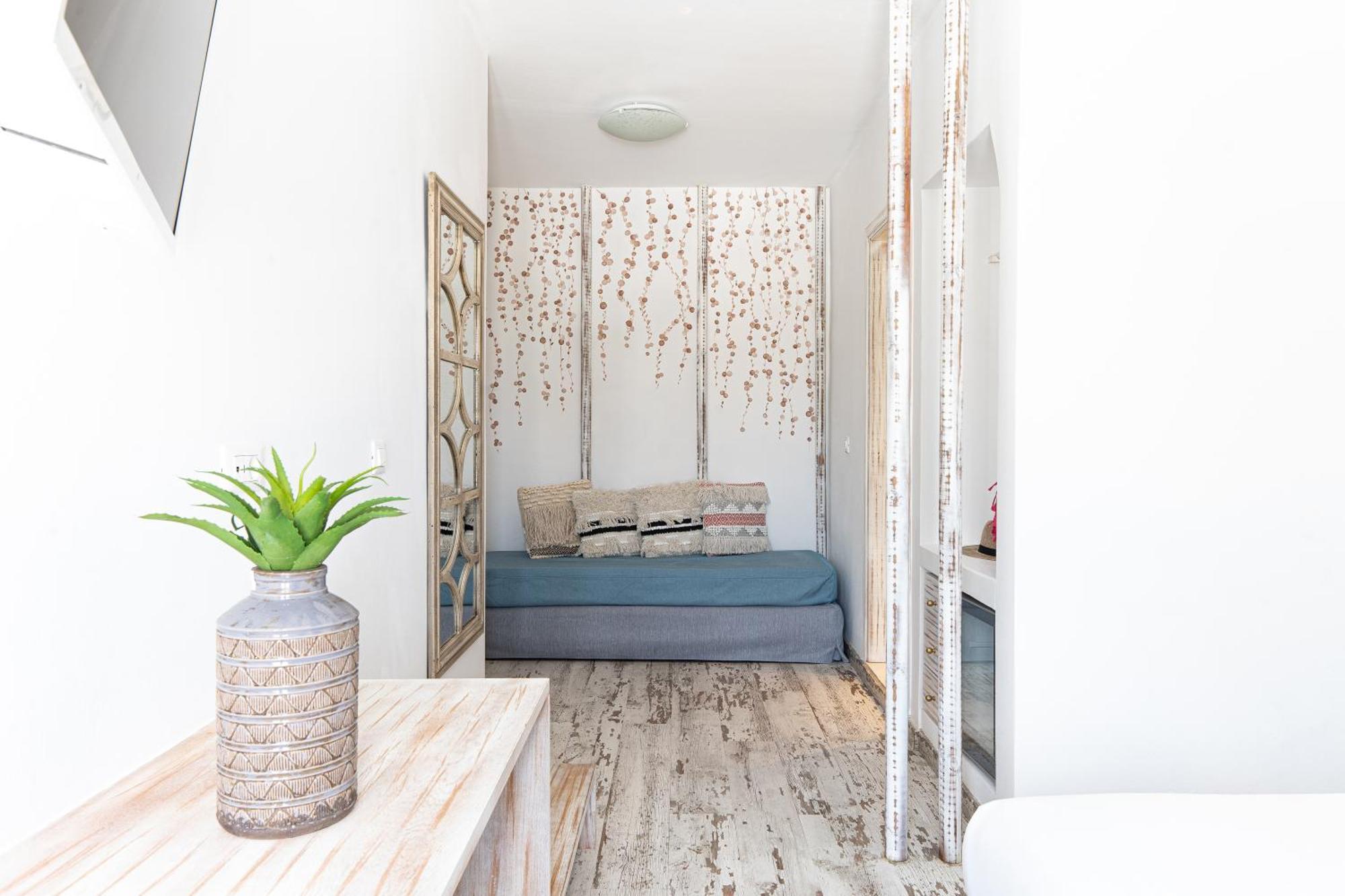 Dreibettzimmer mit Balkon