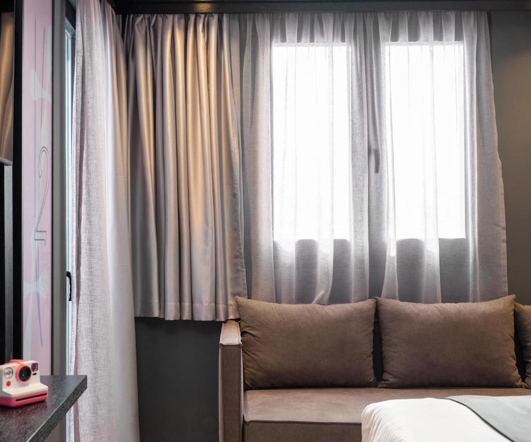 Deluxe City Escape Suite