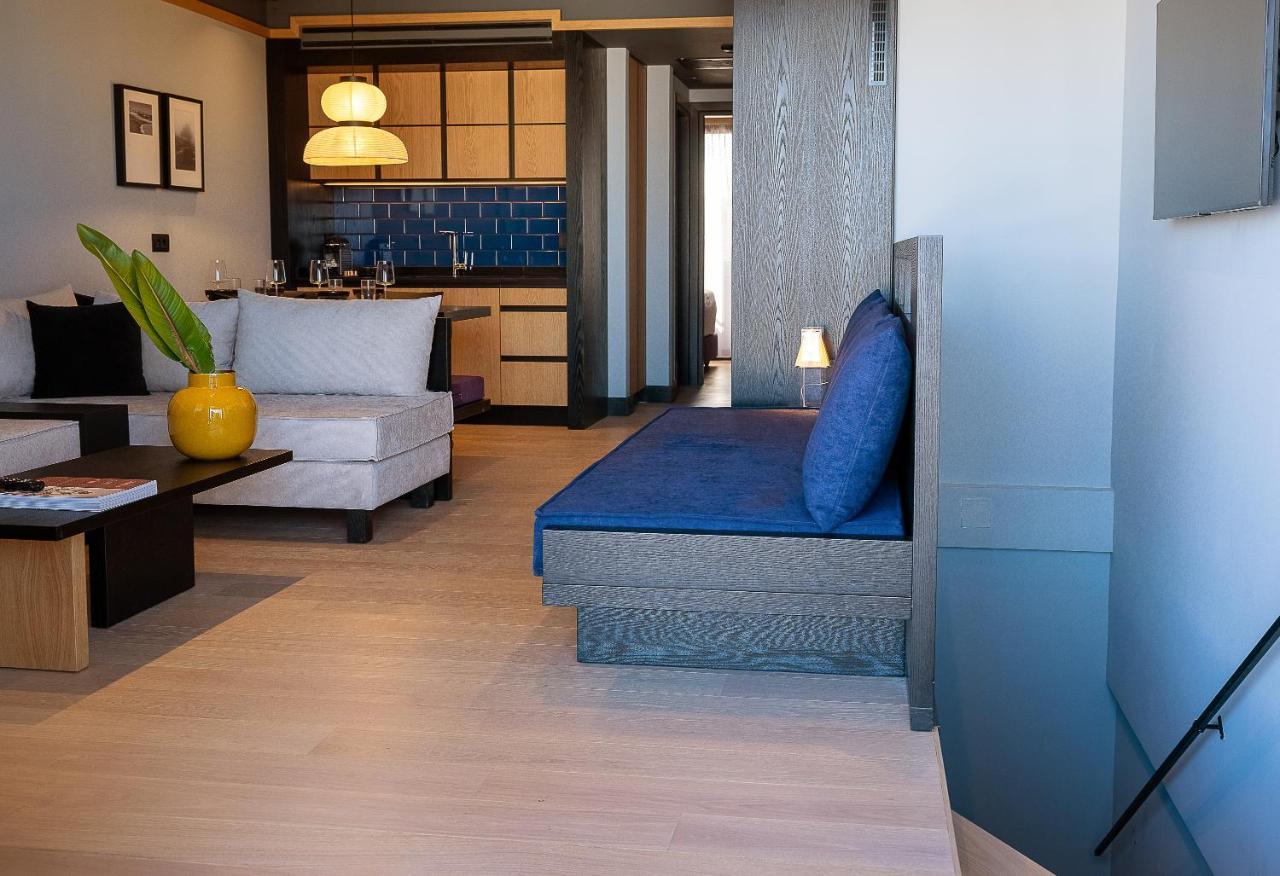 Signature Penthouse Suite