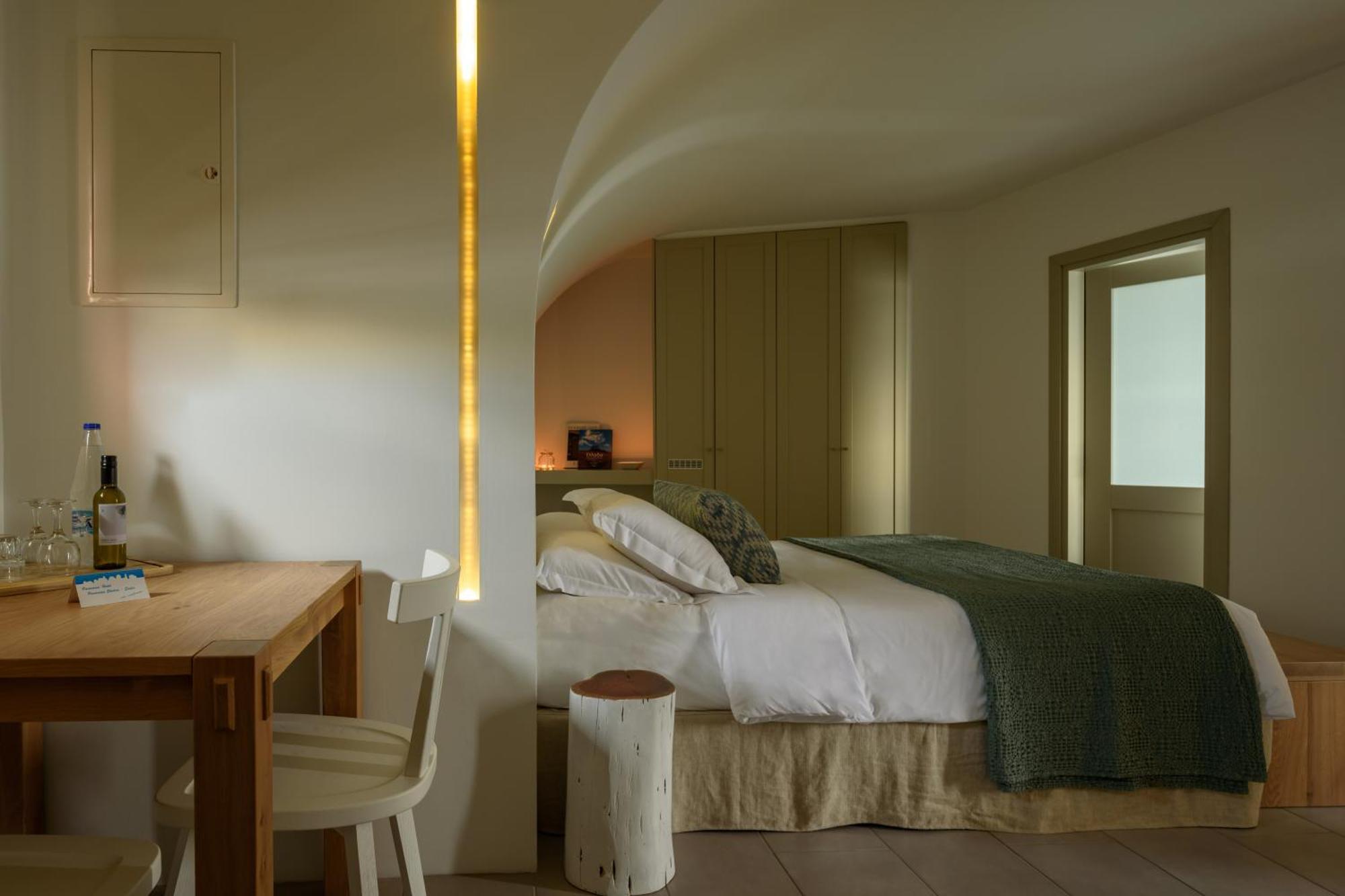 Junior Suite Caldera View