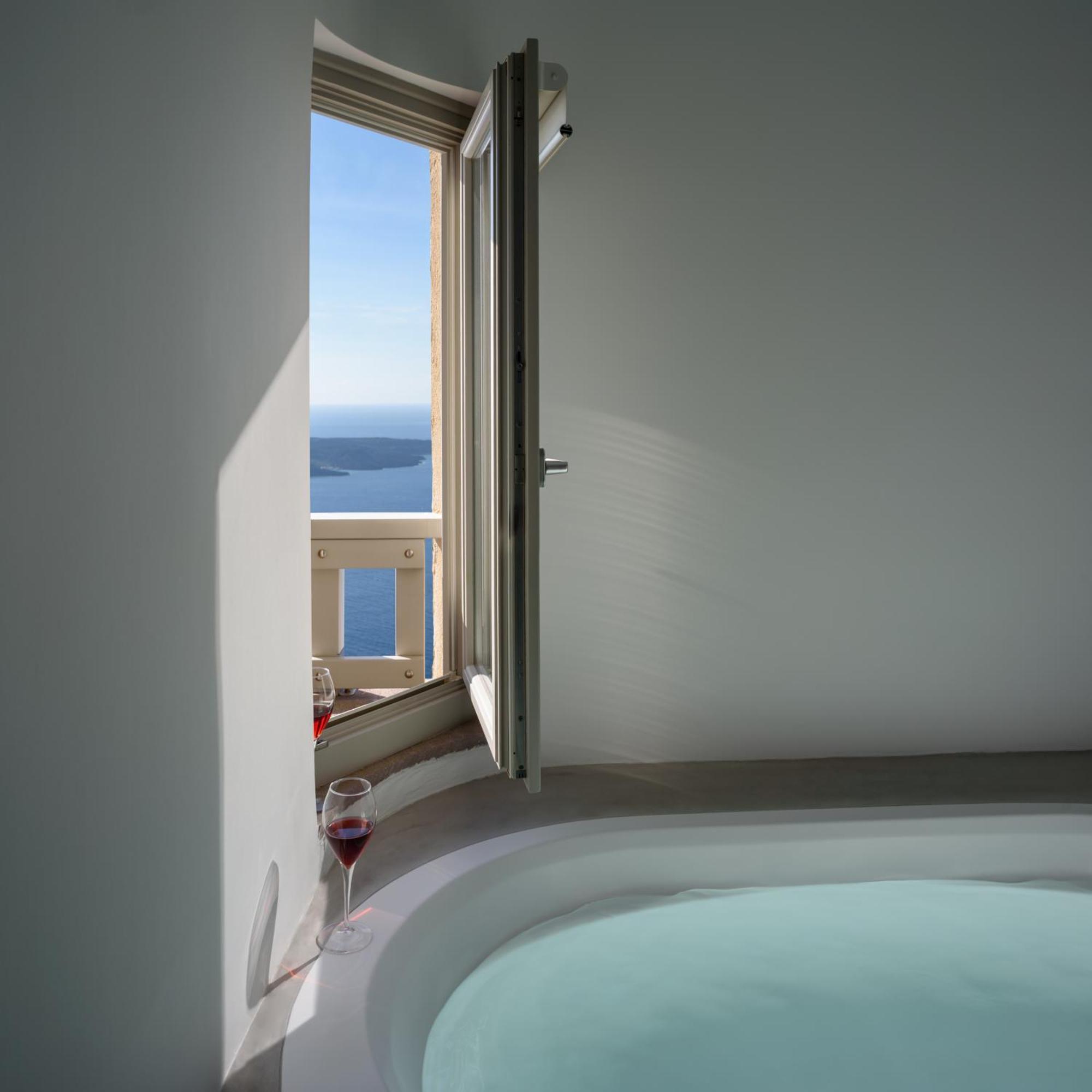 Junior Suite Caldera View
