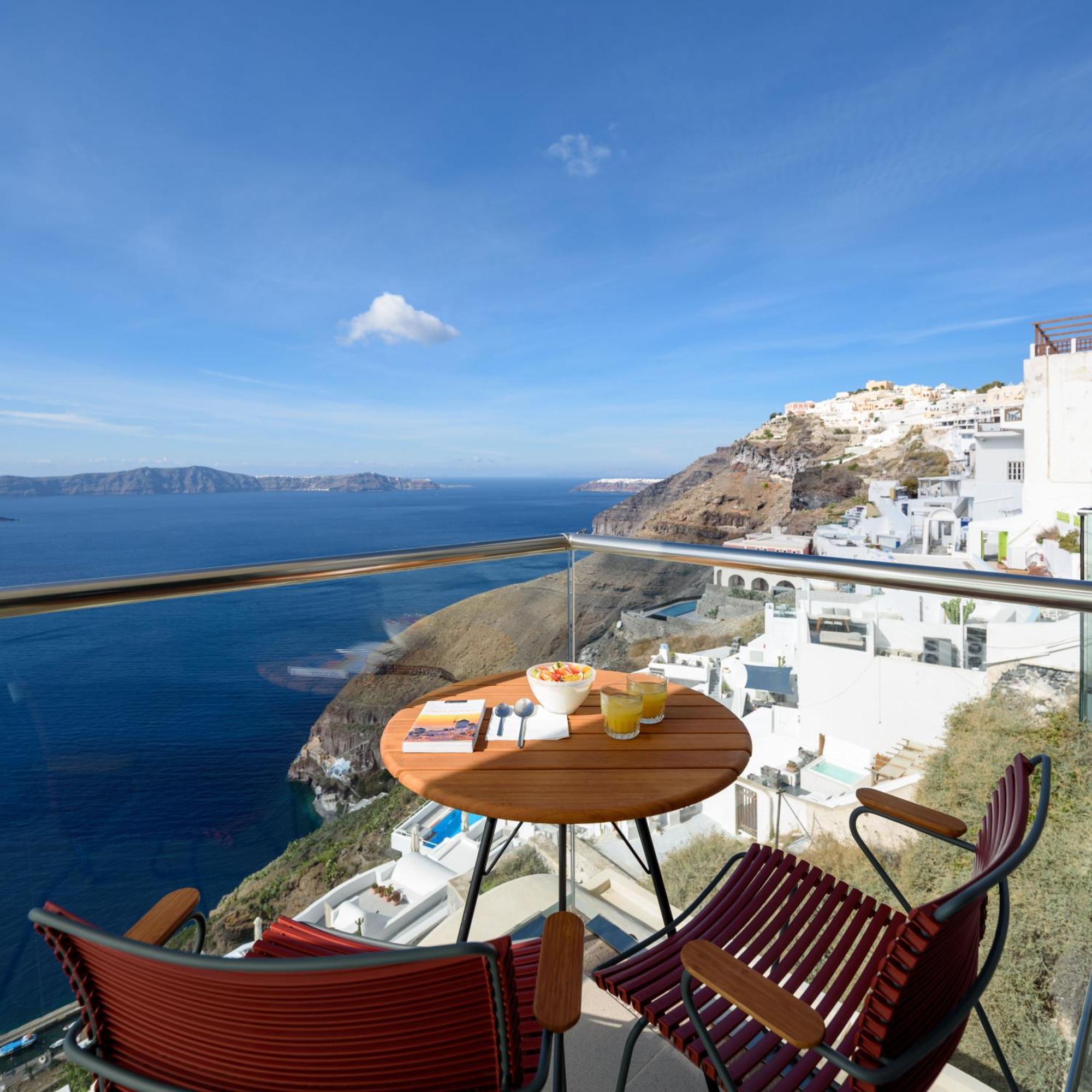 Standard Double Room Caldera View