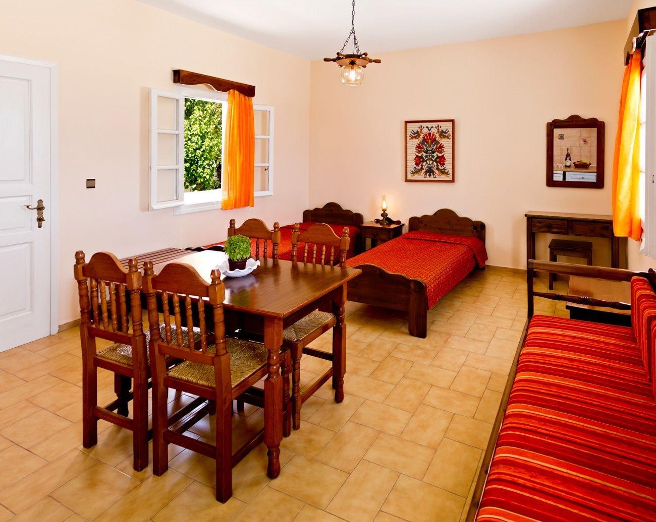 One-Bedroom Apartment,1208097292:JPEG