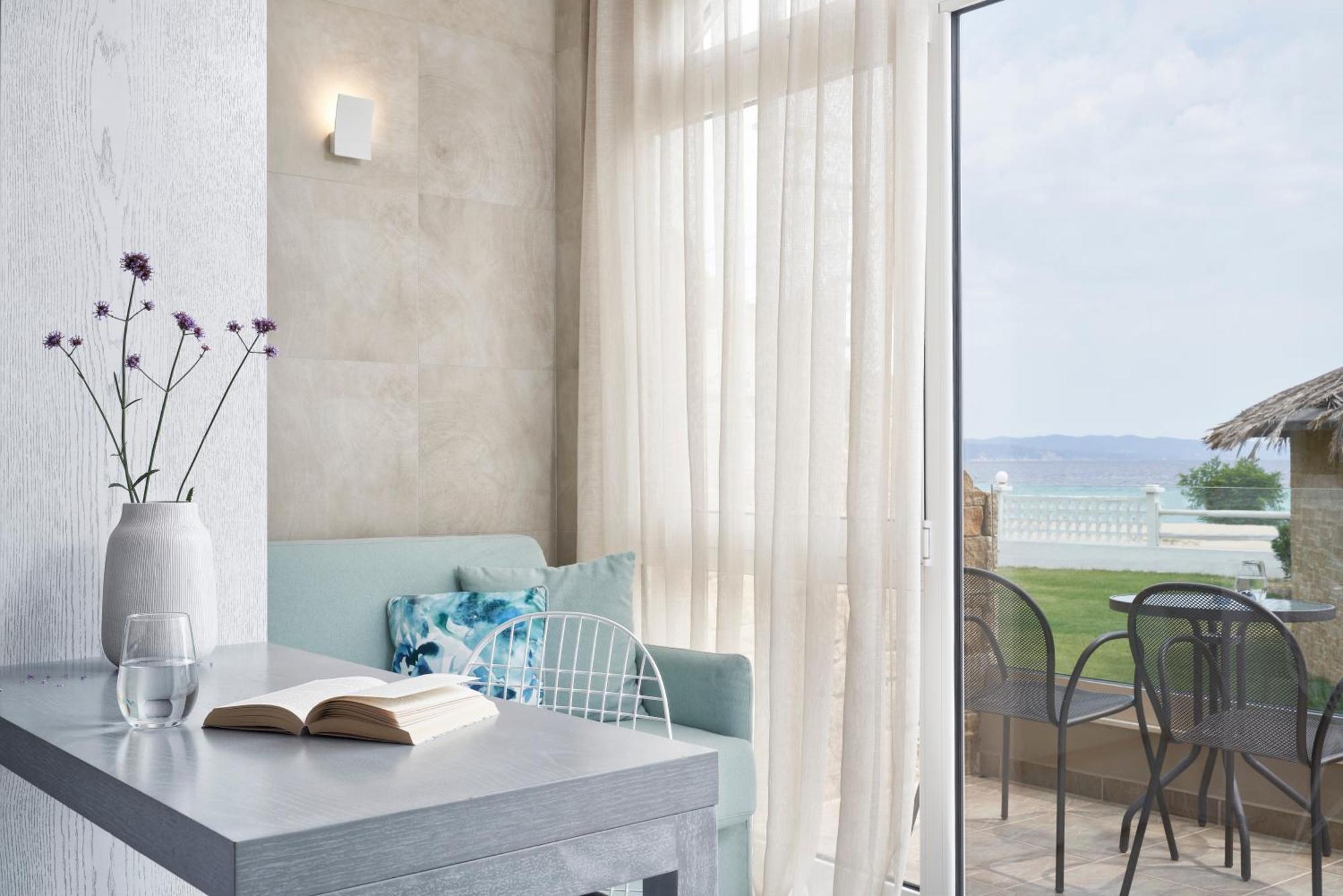 Triple Room Sea View