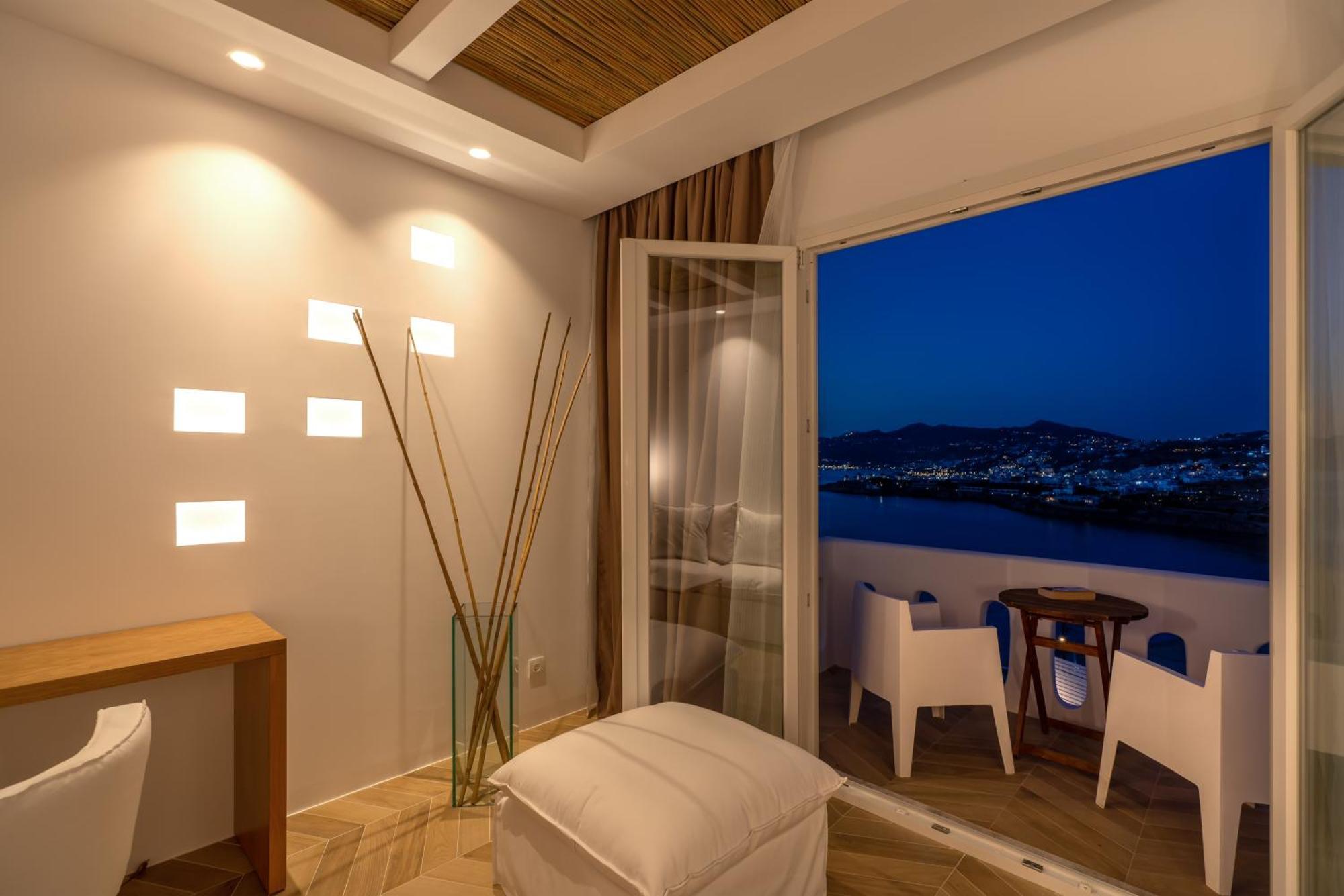Junior Suite Balcony & Panoramic Sea View