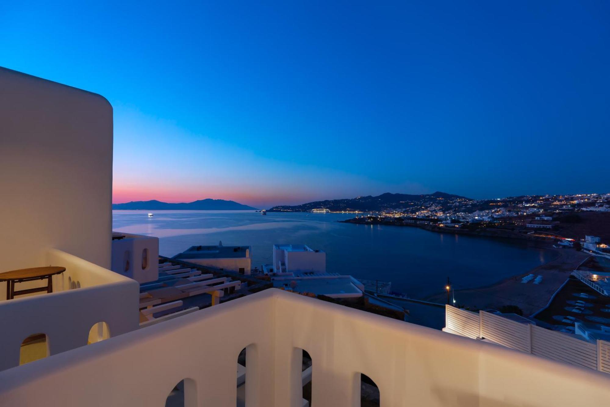 Junior Suite Balcony & Panoramic Sea View