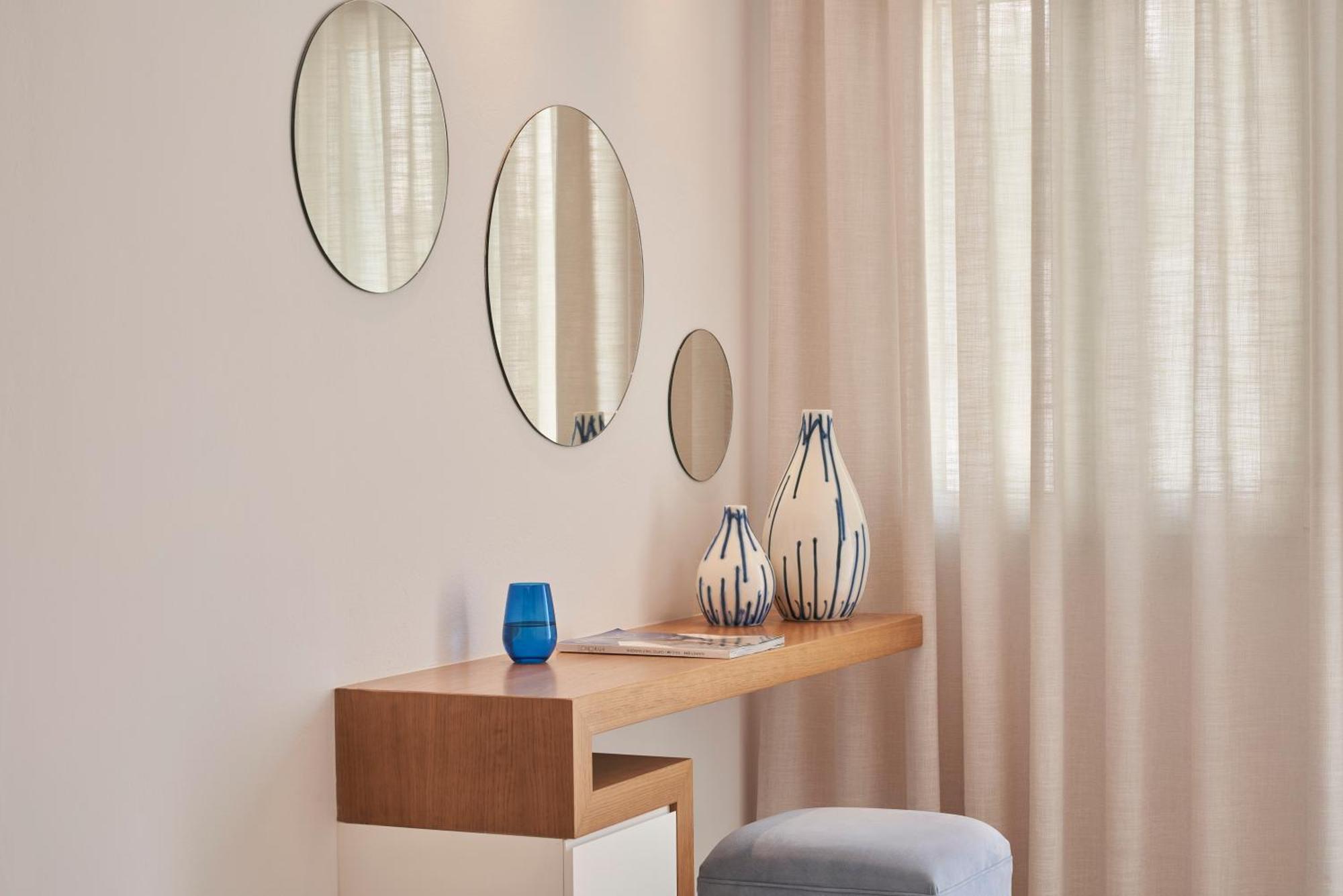 Quarto Standard com Cama de Casal ou 2 de Solteiro e Vista do Mar