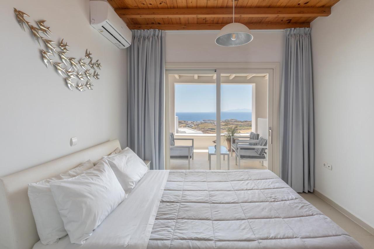 One-Bedroom Apartment with Sea View