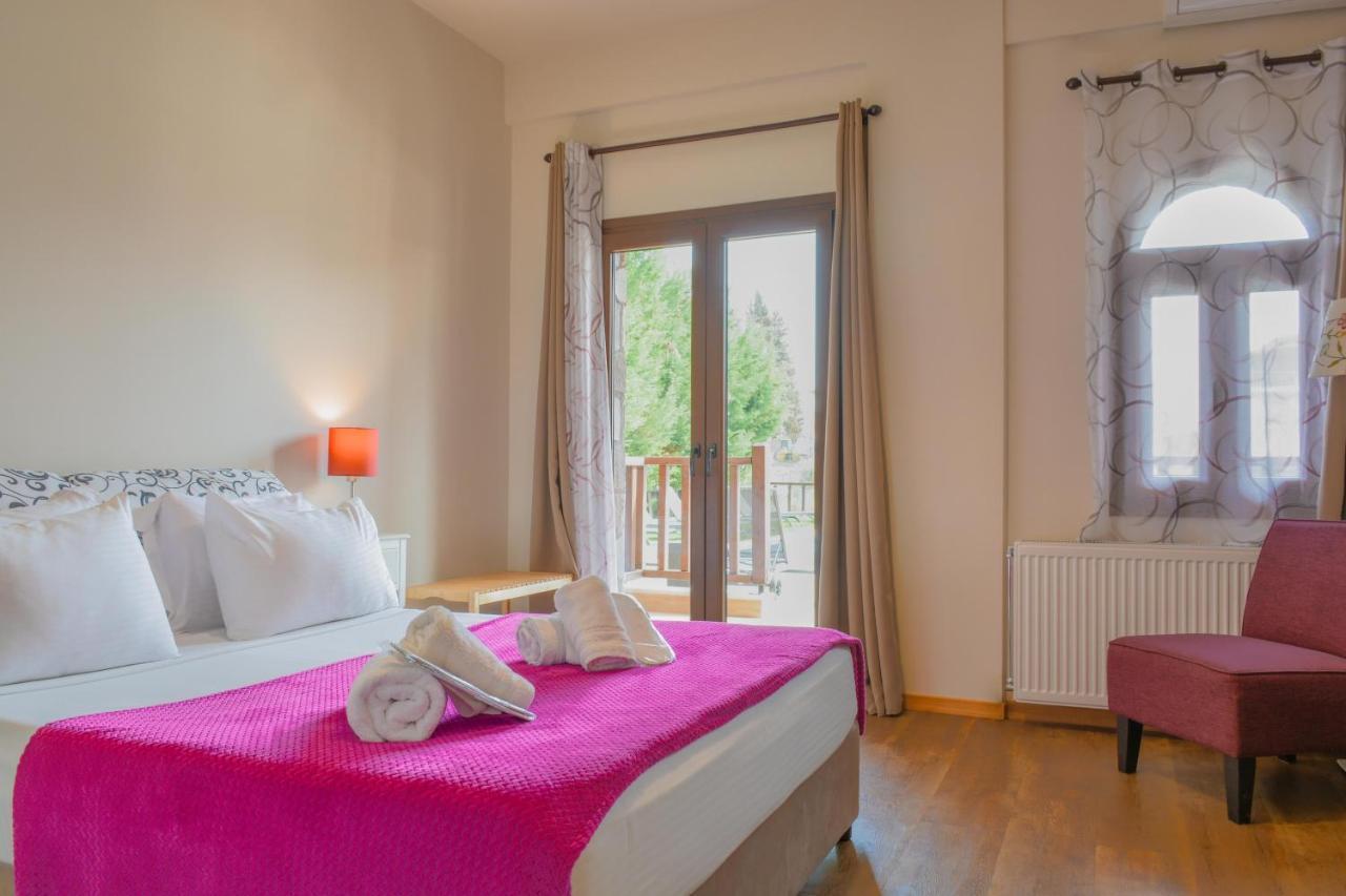 Superior Double Room with Pool View,1232087564:JPEG