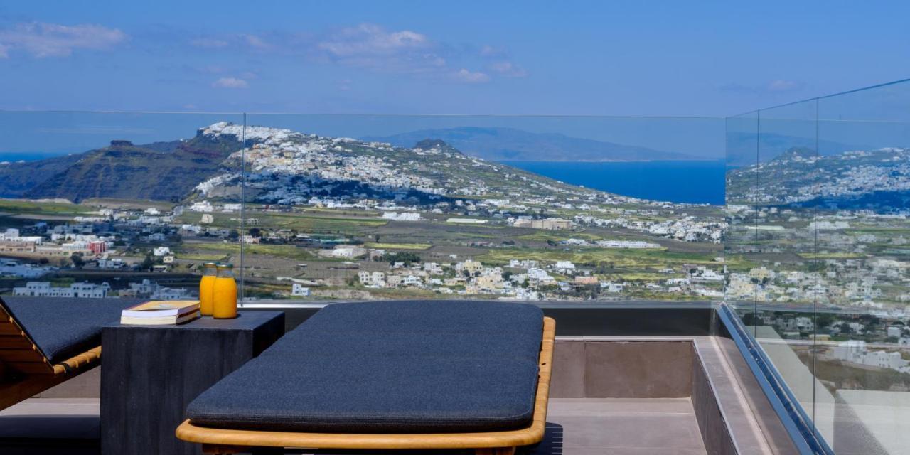 Honeymoon Suite Outdoor heated private Jetted tub Sea View