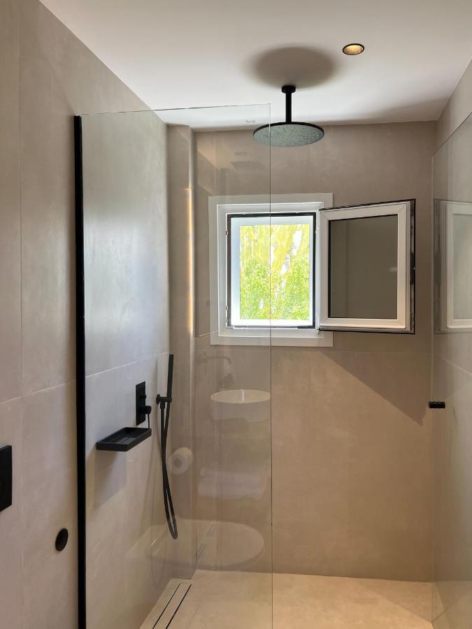 Deluxe Suite with Sea View,1233782495:JPEG