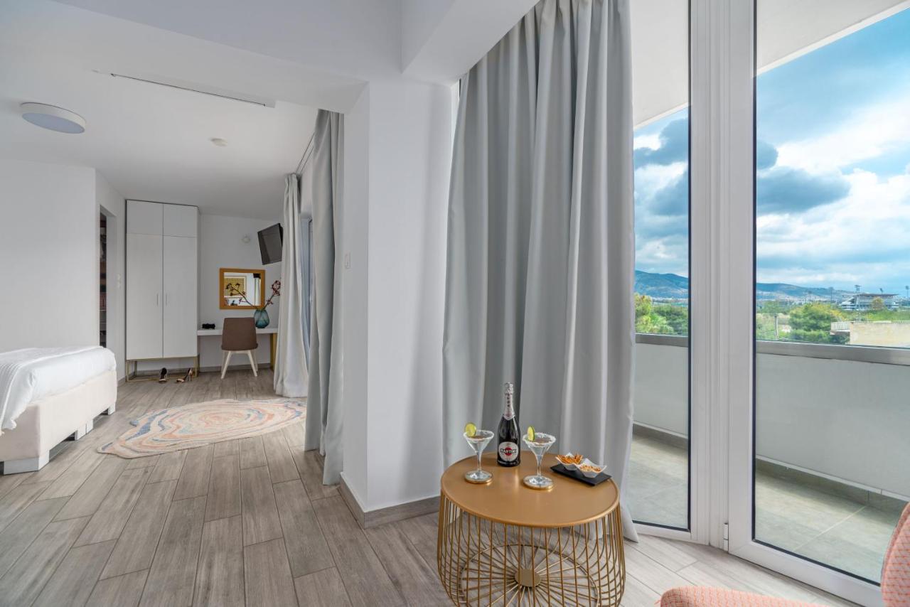 King Suite Balcony & Side Sea View
