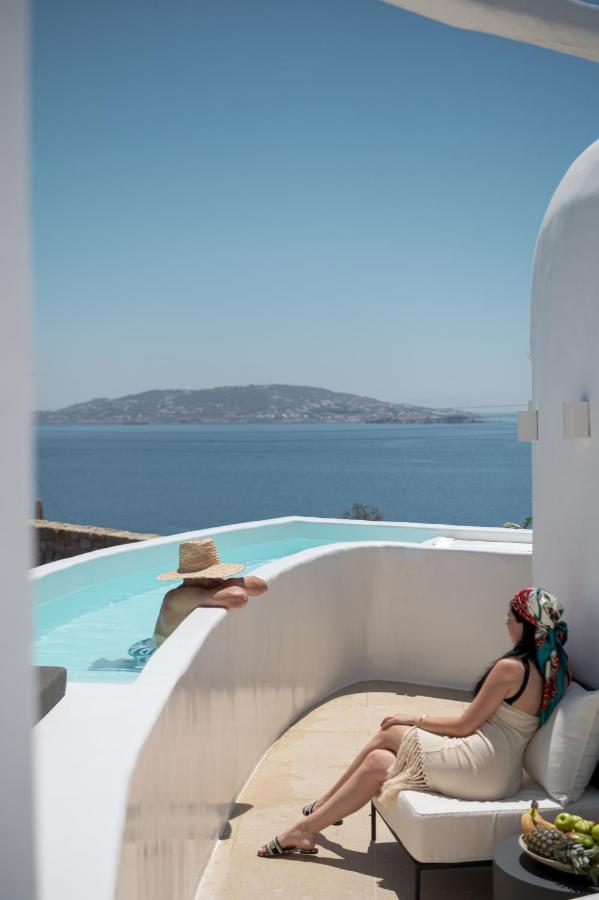 Suíte Rocabella com Vista do Mar e Piscina de Imersão Pequena ao Ar Livre