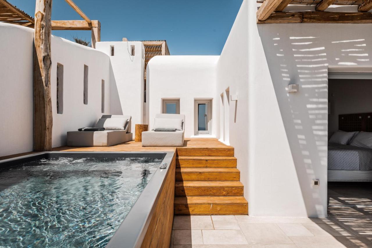 Superior Suite with Private Jacuzzi & Sea View