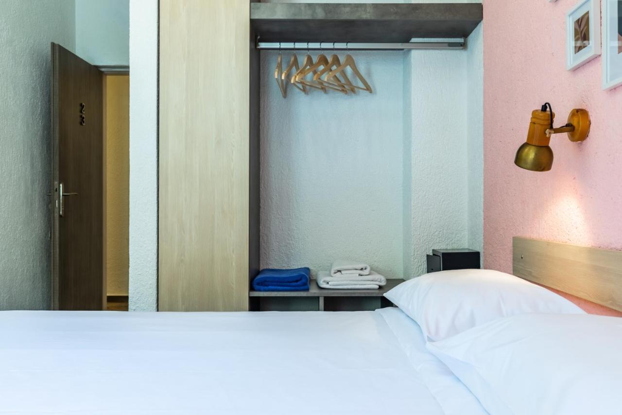 Standard Single Room,1246006339:JPEG