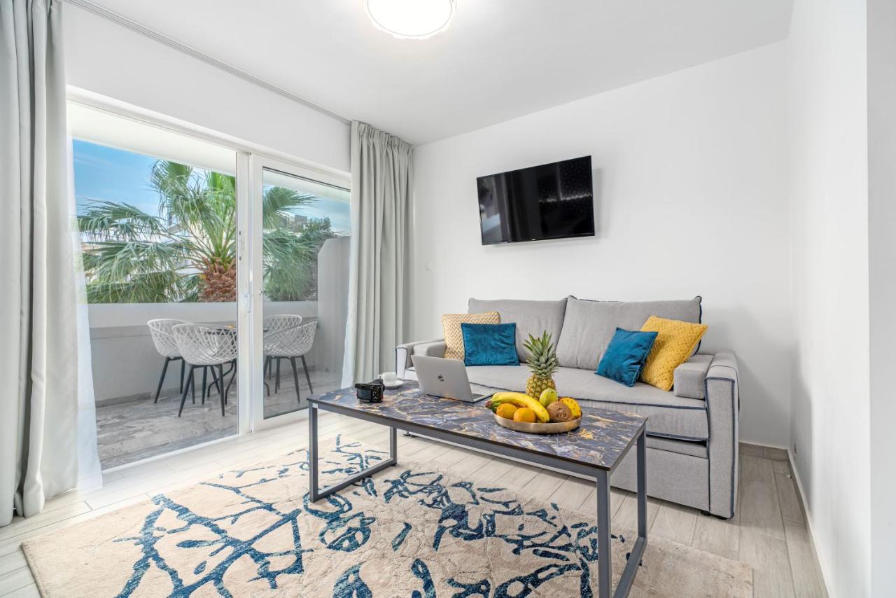 Family Room Side Sea View
